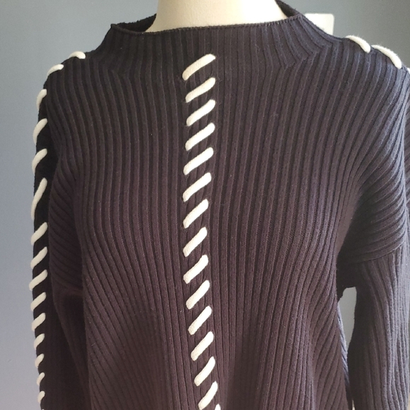Eloquii Black and White Rib Whipstitch Sweater Sz 14/16 - Picture 5 of 12